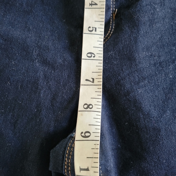 D. Jeans high rise ankle skinny size 4 - Picture 8 of 10